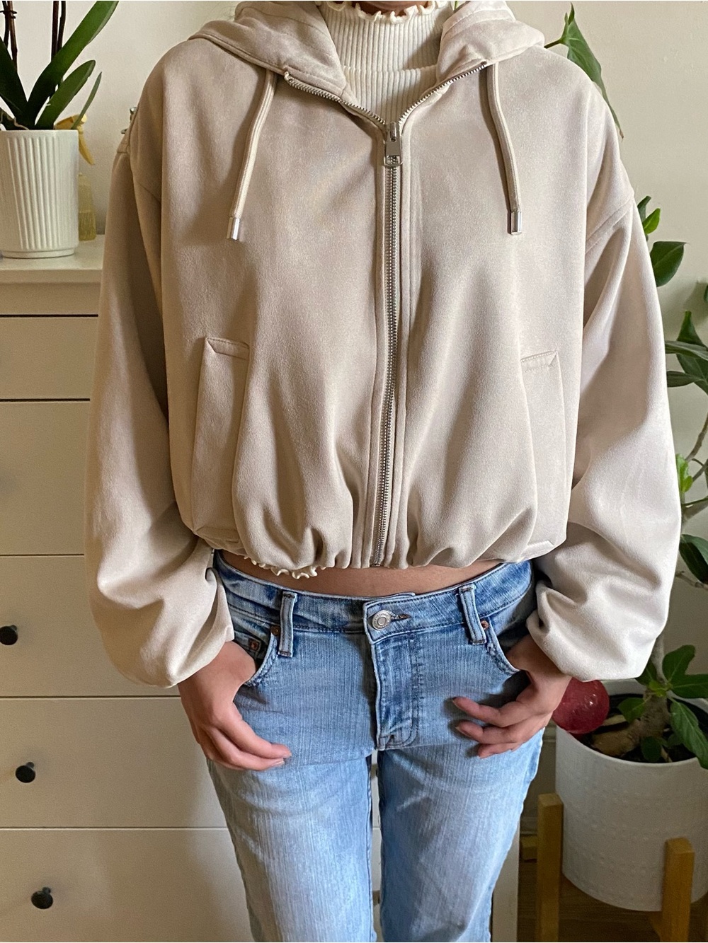 Zara Cropped Hooded Jacket in Light Beige